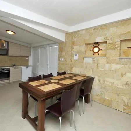 Moonlight - One Bedroom With Sea View Balcony Junior * Trogir