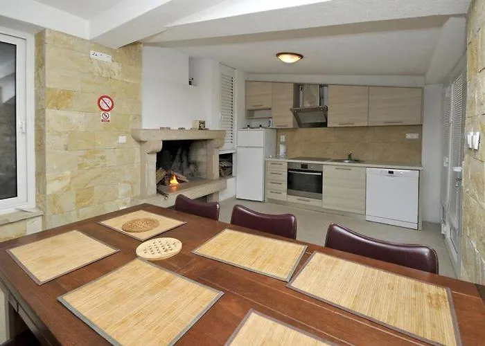 Moonlight - One Bedroom With Sea View Balcony Junior * Trogir