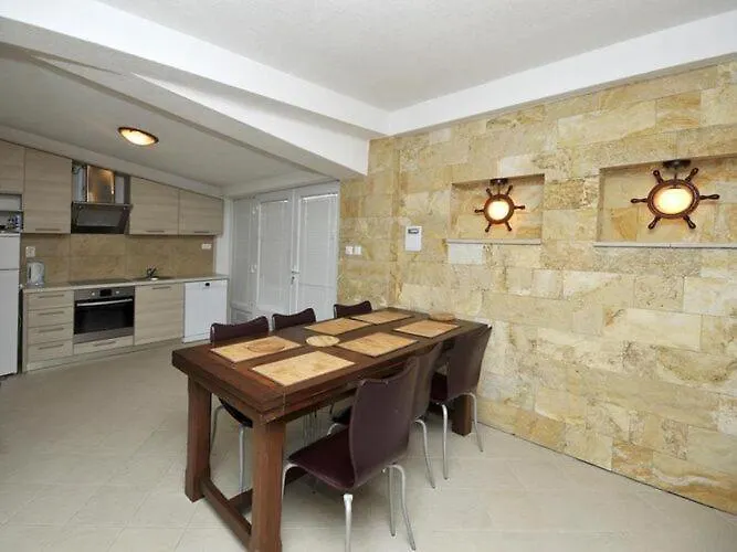 Moonlight - One Bedroom With Sea View Balcony Junior * Trogir